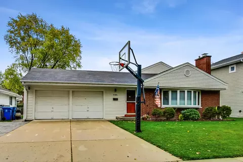 1101 W Pendleton Pl, Mount Prospect, IL 60056 photo 2
