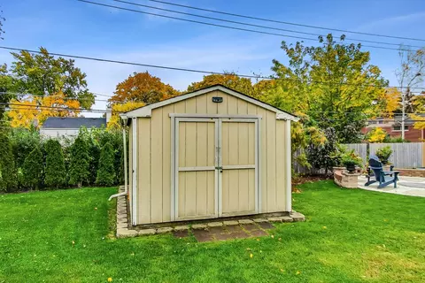 1101 W Pendleton Pl, Mount Prospect, IL 60056 photo 35