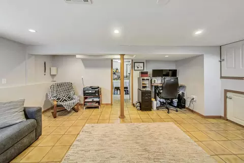 1101 W Pendleton Pl, Mount Prospect, IL 60056 photo 23