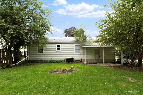 515 S Commonwealth Ave, Elgin, IL 60123 photo 16