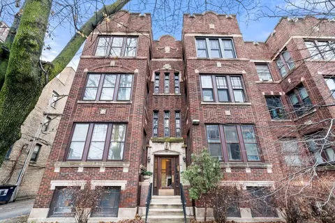 6811 N Greenview Ave #1, Chicago, IL 60626