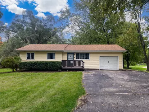 30 W509 Whitney Rd, West Chicago, IL 60185