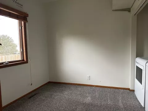 217 Stiles St, Genoa, IL 60135 photo 12