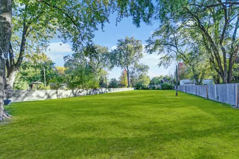 7325 W 72nd St, Bridgeview, IL 60455 photo 15