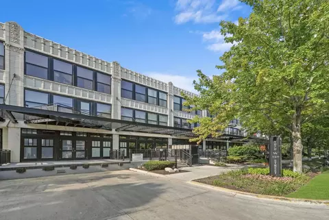 1070 W 15th St #GU27, Chicago, IL 60608