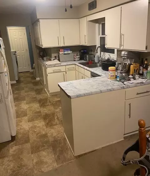 1123 N Prairie View Dr, Kankakee, IL 60901 photo 3