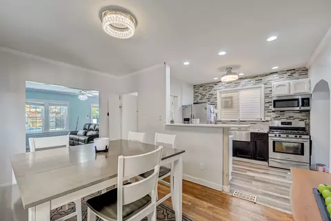 3142 Harvey Ave, Berwyn, IL 60402 photo 8