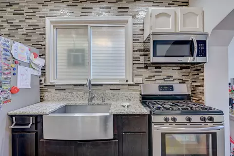 3142 Harvey Ave, Berwyn, IL 60402 photo 11