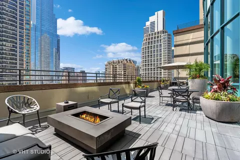 100 E Huron St #4901, Chicago, IL 60611 photo 22