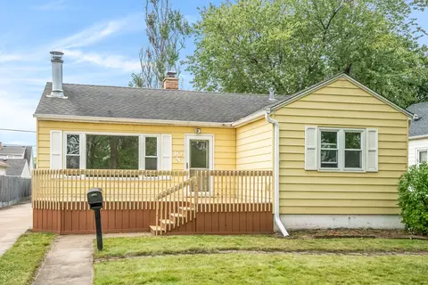 10 N Wisconsin Ave, Addison, IL 60101