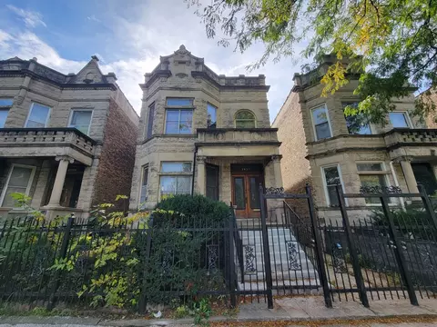 3837 W Jackson Blvd, Chicago, IL 60624