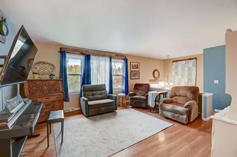 3210 Still Hill Dr, Mchenry, IL 60050 photo 4
