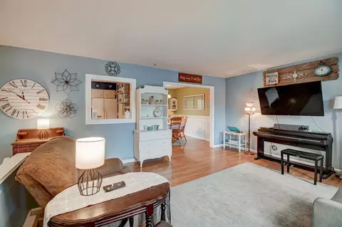 3210 Still Hill Dr, Mchenry, IL 60050 photo 6