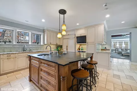 7980 Chicago Ave, River Forest, IL 60305 photo 11