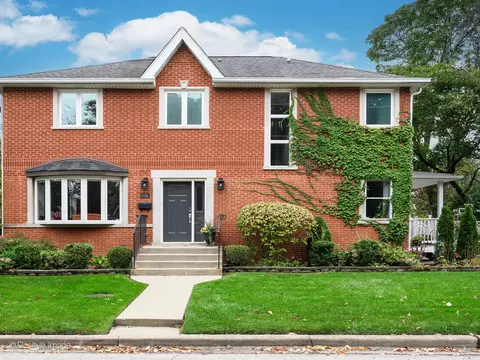 6098 N Caldwell Ave, Chicago, IL 60646