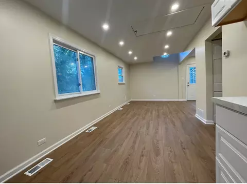 Living - 4 Hickory Rd, Oakwood Hills, IL 60013 photo 1 of 7