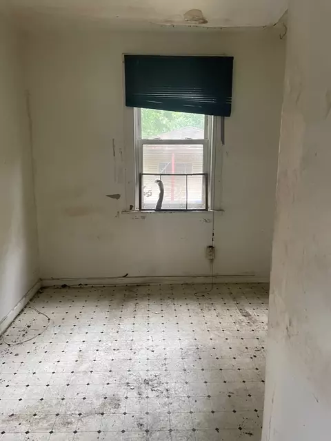 5803 S May St, Chicago, IL 60621 photo 4