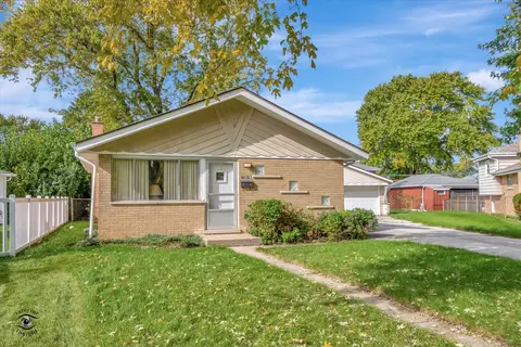 10816 Plahm Ct, Worth, IL 60482