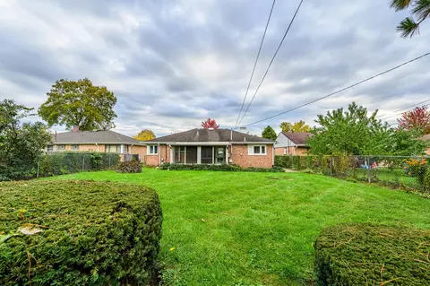 1020 S 6th Ave, Des Plaines, IL 60016 photo 11