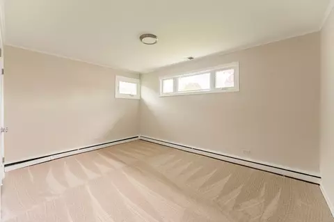 1020 S 6th Ave, Des Plaines, IL 60016 photo 7