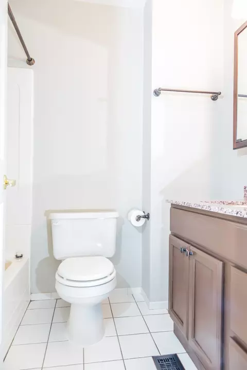 173 Stephanie Ct #C, Bartlett, IL 60103 photo 7