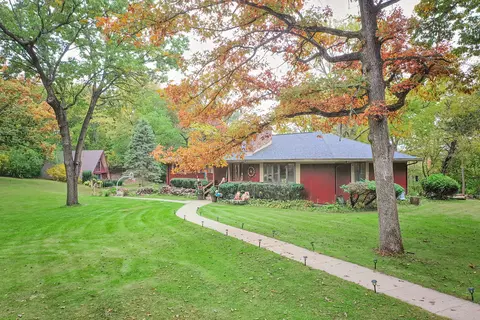 26911 W Nippersink Rd, Ingleside, IL 60041