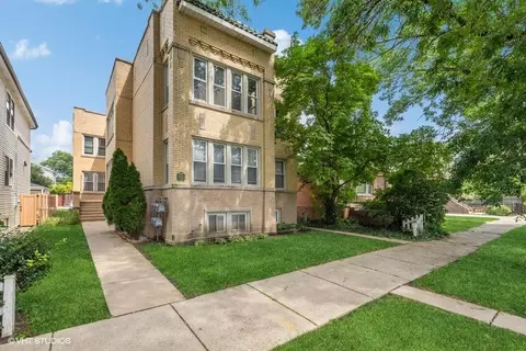 4610 W Patterson Ave #2R, Chicago, IL 60641