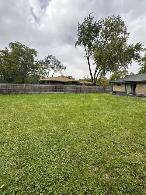 666 Birch Ln, Olympia Fields, IL 60461 photo 8