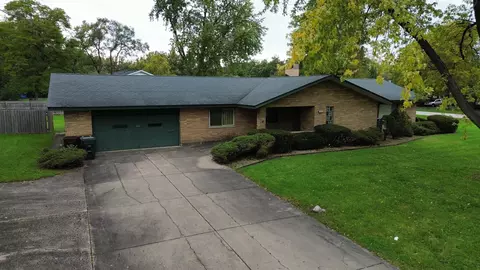 666 Birch Ln, Olympia Fields, IL 60461 photo 4
