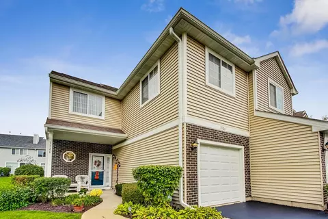 1126 E Addison Ave, Lombard, IL 60148