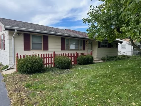 1208 Park Dr, Wilmington, IL 60481