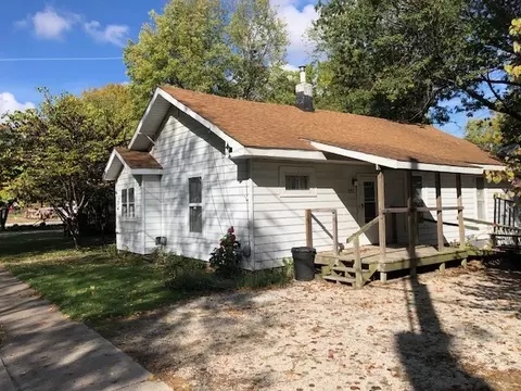 217 E N 3rd St, Georgetown, IL 61846