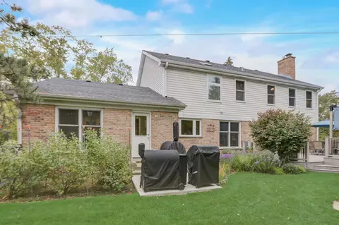 681 Kylemore Dr, Des Plaines, IL 60016 photo 33