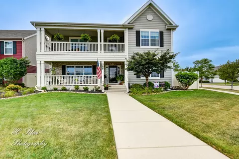 355 Snow Drop Ln, Elgin, IL 60124