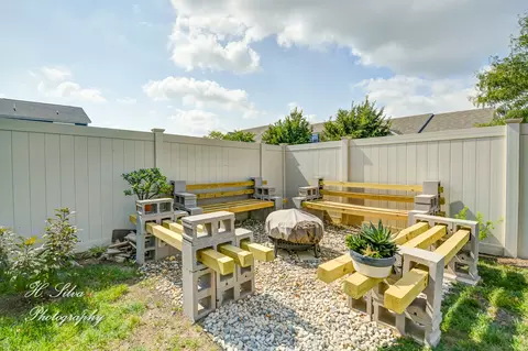 355 Snow Drop Ln, Elgin, IL 60124 photo 35
