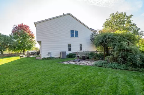 2002 Oakdale Estates Dr, Plainfield, IL 60586 photo 37