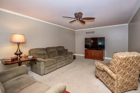 2002 Oakdale Estates Dr, Plainfield, IL 60586 photo 13