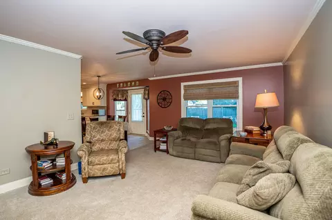 2002 Oakdale Estates Dr, Plainfield, IL 60586 photo 12