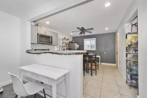 1027 Summit St, Joliet, IL 60435 photo 6