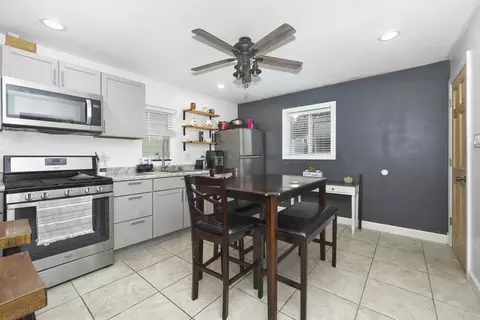 1027 Summit St, Joliet, IL 60435 photo 7
