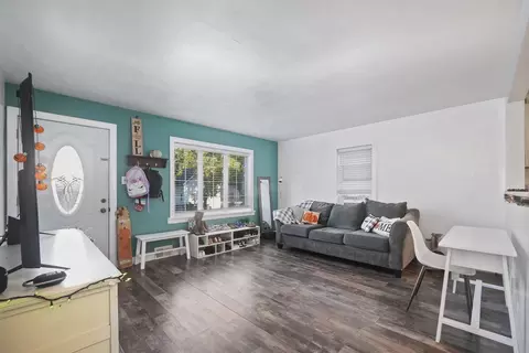 1027 Summit St, Joliet, IL 60435 photo 4