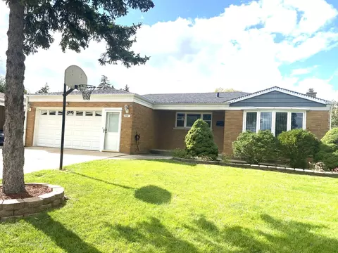 2732 Louis St, Franklin Park, IL 60131