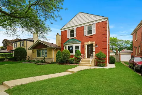 9715 S Claremont Ave, Chicago, IL 60643