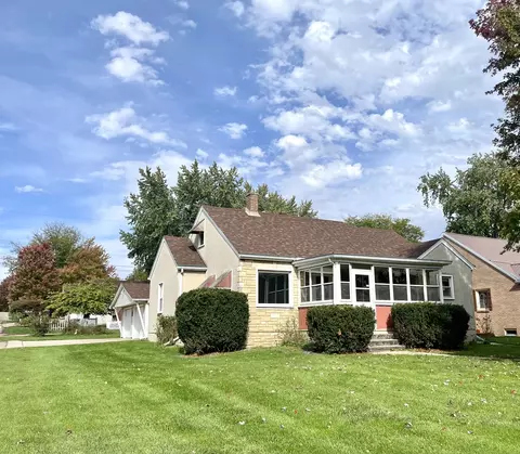 630 W Devlin St, Spring Valley, IL 61362