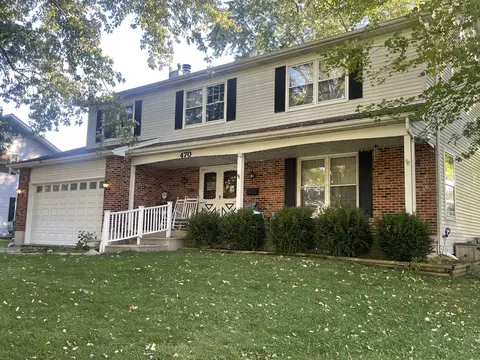 470 Lincolnshire Dr, Sycamore, IL 60178