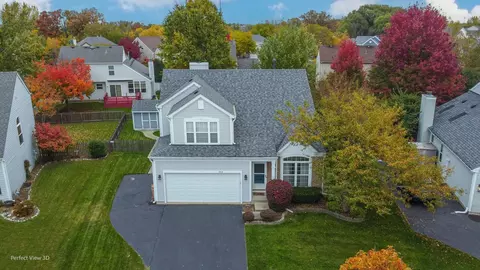 2434 Meadowsedge Ln, Carpentersville, IL 60110