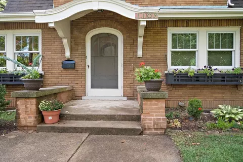 1109 S Fell Ave, Normal, IL 61761 photo 2