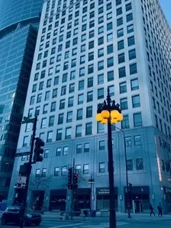 910 S Michigan Ave #605, Chicago, IL 60605