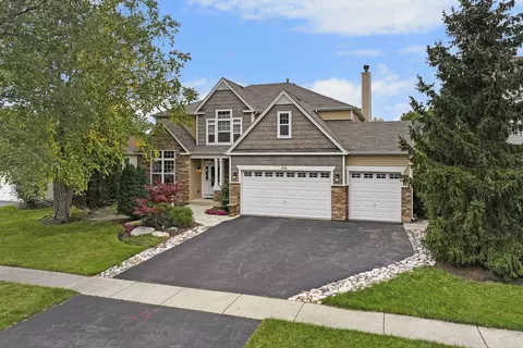 934 Forestview Way, Antioch, IL 60002