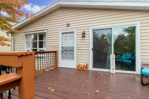1534 Hunt Dr #D, Normal, IL 61761 photo 2